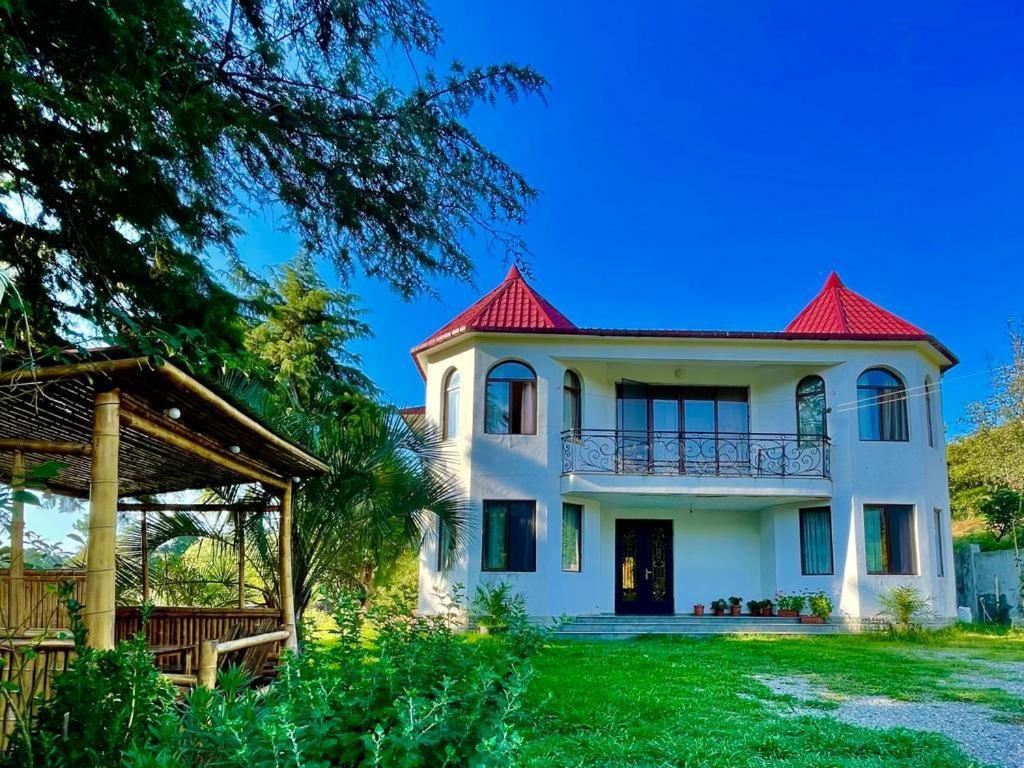 Villa In Chakvi Exterior photo